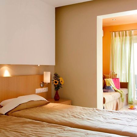 Astoria Hotel 트롤로스 외부 사진