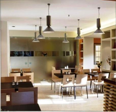 Astoria Hotel 트롤로스 외부 사진