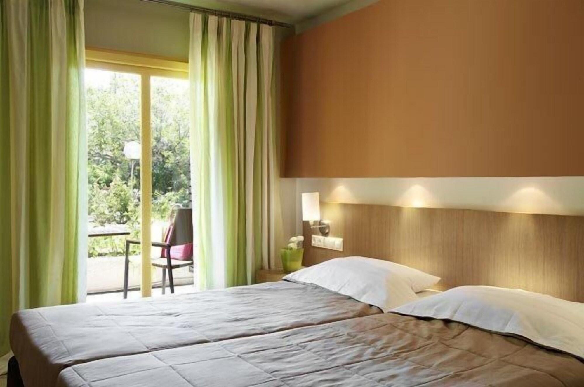 Astoria Hotel 트롤로스 외부 사진